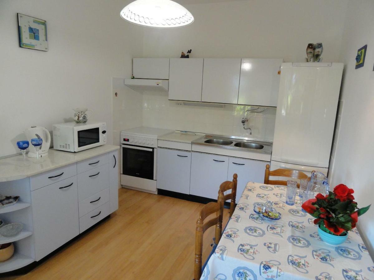 Dada Apartment